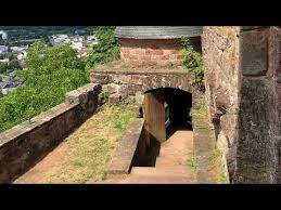 Nannstein, nannensteine, nannenstul, nantstein entstehungszeit: Burg Nanstein Landstuhl Destimap Destinations On Map