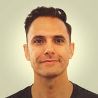 Tarik Hart's Instagram, Twitter & Facebook