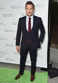 Mens Black And Burgundy Suits Padma Lakshmi Displays Shapely Figure In Plunging Bronze Jumpsuit Wedding Suits Men Black Black And Burgundy Suit Blue Suit Men