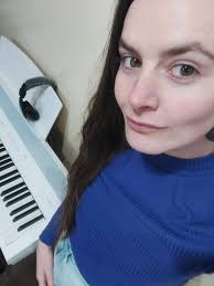 Hi everyone, I'll be moving to Isle if Dogs this week. I am a music  teacher, teaching PIANO and MUSIC THEORY