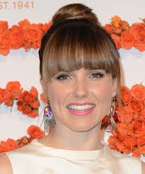 (33) sofia vergara hairstyles (no short hair here!) sofia vergara is well known as her funny sexy role on abc's modern family. 14 Sophia Bush Hairstyles Hair Cuts And Colors