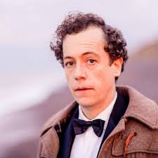 Mathew Steer's Instagram, Twitter & Facebook