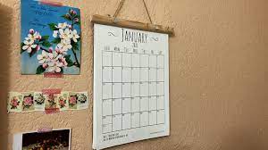 How To Hang A Calendar