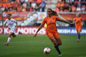 Zondag begint in eigen land het ek voetbal voor vrouwen. Vijf Oranje Vrouwen In Beste Elftal Van Ek Ek Vrouwenvoetbal Ad Nl