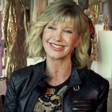 Olivia Newton-John: Ihre Tochter Chloe gibt tränenreiches Interview