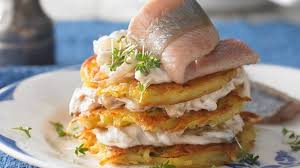 Holsteiner Wolke Matjesfilets Mit Kartoffelrosti Rezept Rezepte Einfache Gerichte Matjes