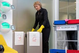 We did not find results for: Decouvrez Le Metier D Agent De Service Chez Europ Net Service Proprete