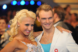 Kathrin menzinger was born in 1988 in vienna, and started to dance at the age of six years. Datei Garbuzov Menzinger 9478 Jpg Wikipedia