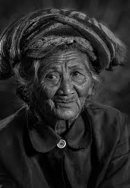 Black And White Old Woman Portrait Photography Dadong Lingsir Old Man Portrait Black And White Portraits People Of The World