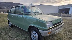 Image result for Vert Laitue 1977 Renault
