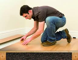 Dafür fallen rund 10 eur pro m² bis 15 eur pro m² materialkosten an, wenn man die verkleidung selbst erledigt, beim fachmann müssen sie mit rund 40 eur pro m² bis 70 eur pro m² für diese arbeiten rechnen. Je Grosser Die Masse Desto Besser Die Schalldammung