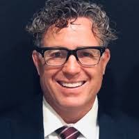 Alison Manzi's Instagram, Twitter & Facebook