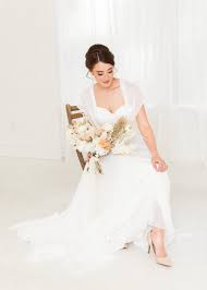 We will want to replicate soft, diffused light. Light Neutral Styled Shoot Provo S Natural Light Studio Clarity Lane