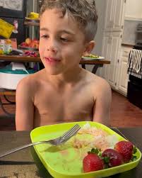 🥫+🥩😱 I swear he was really talking about food 😂🤷🏻‍♀️, Swipe ➡️ for  proof , Xavierism’s