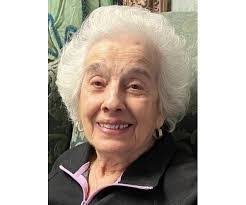 Phyllis David's Instagram, Twitter & Facebook