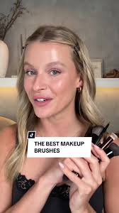 Products linked in bio 💕 #makeupbrushes #makeup #grwm #glowymakeup  #dewyskin #makeupreview #thebestmakeupbrushes