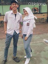 We did not find results for: Bergaya Modis Dengan Seragam Putih Abu Abu Pernah Coba Fashion Fimela Com