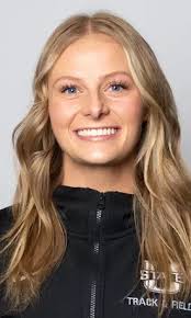 Maddie Edwards's Instagram, Twitter & Facebook