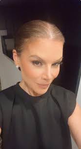 Hacia atrás me cansé de mirar ! Voy a...