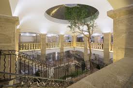 It is also 18 miles west of pertuis. Mon Sejour Thermal Greoux Les Bains