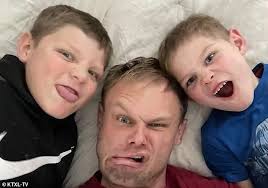 Navy veteran and bodybuilder is swept away and killed after leaping off  paddleboard to save tubers