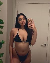 Mati Khalifa sin censura en alta definición