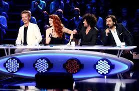Tf1, france 2, france 3, m6, w9, canal plus, arte, direct 8, tmc au milieu du mois de novembre, sfr a dévoilé sa nouvelle offre neufbox evolution. Replay Le Premier Prime De La Nouvelle Star Sur D8