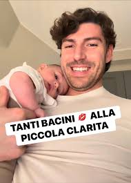 🎂 Jannik Sinner compie 24 anni! Un campione che ha già scritto la storia  del tennis italiano: numero 1 al mondo e vincitore di più Slam. Orgoglio  azzurro, esempio di talento e determinazione. 🇮🇹✨”