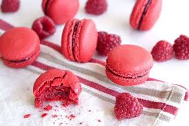 Macarons A La Framboise Empreinte Sucree Garniture Macaron Macaron Framboise Macaron