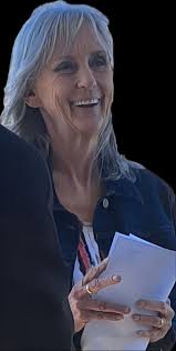 Can anyone improve low resolution photo?