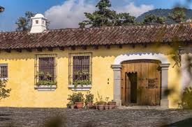 Fachada Casa Estilo Colonial Antigua Guatemala Hacienda Style House Styles Antigua Guatemala