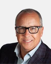 Kevin Santry's Instagram, Twitter & Facebook