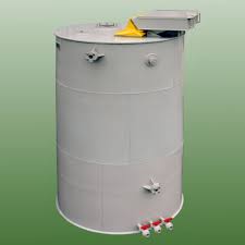 Plastic dissolving tank with charging hopper | AVT