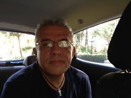 Anuar Perez (@anuarperez)