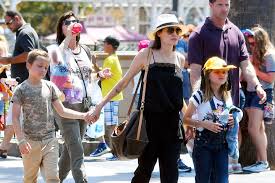 Angelina jolie and five of her adorable children visit the sea life sydney aquarium located in darling harbour on sunday (september 8) in. Angelina Jolie Took Her Children Out Of Target For An Unexpected Reason Vanity Fair