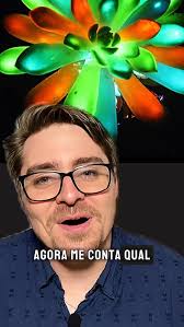 💡🌱 Você teria uma planta que brilha no escuro?, Pesquisadores da  Universidade de Agricultura do Sul da China criaram suculentas capazes de  funcionar como luminárias naturais! 😱✨, Em vez de engenharia ...