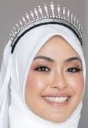 He was granted the title of tunku putera johor on 22 november 2012. Tiara Mania Queen Kurshiah Of Negeri Sembilan S Fringe Tiara