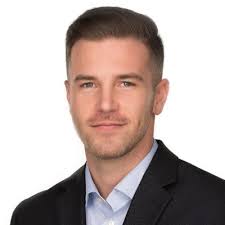 I'm incredibly proud to share that I was awarded the Shining Star Award  earlier this week at Loyola University Maryland's 2023 Student Choice  Awards. The award is presented to two members of