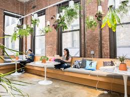 Us Offices With Innovative Design Business Insider Startup Office Design Corporate Office Design Cool Office