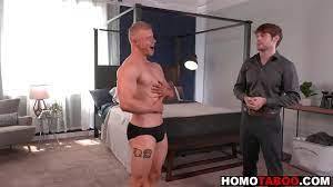 Hot gay jock seduces - XVIDEOS.COM