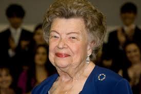 Mrs. Africa U.' Nancy Mikell Carruth dies