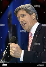 Terry mcauliffe hi-res stock photography and images