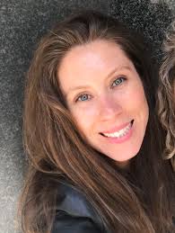 Ellen: English copywriter in New York