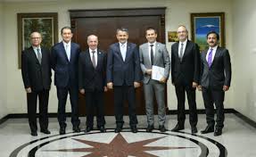 Bekir pakdemirli kimdir, 9 temmuz 2018 tarihinde başkan recep tayyip erdoğan tarafından tarım ve orman bakanı olarak atandı. Borsadan Tarim Ve Orman Bakani Dr Bekir Pakdemirli Ye Ziyaret