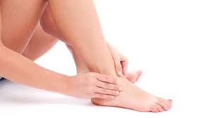 Disamping disebabkan penyakit, tulang juga dapat mengalami masalah karena cedera. Nyeri Pada Engsel Kaki Kanan Apa Yang Harus Dilakukan