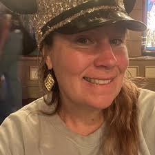 My team recommends trusted financial coaches from all over the country that  follow my money advice to help you. If you're looking for some one-on-one  coaching. They're ready and willing to sit