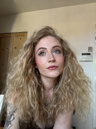 I got a chest infection so I went home for over a week ✌🏻😙 I Still had a  wonderful time hanging out with the family, riding horses and seeing  friends 🇮🇪 I