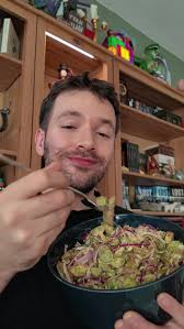 Mösyö Taha Patates Dalatadı