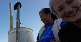 Leetso", la poussière jaune qui pollue l'eau des Navajos: un reportage de  Marion Urban dans le sud-ouest américain.