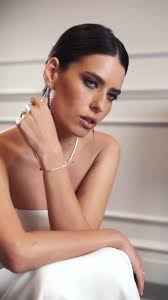 Discover the most mesmerizing bridal jewelry for your special day at  Kultho., #KulthoJewelry #Kultho #bridal #BridalJewelry